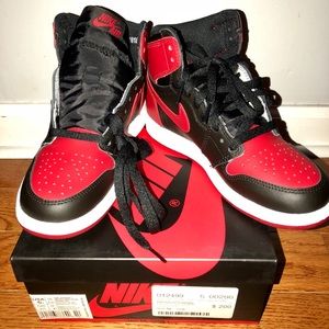 Jordan 1s (bred 1s)